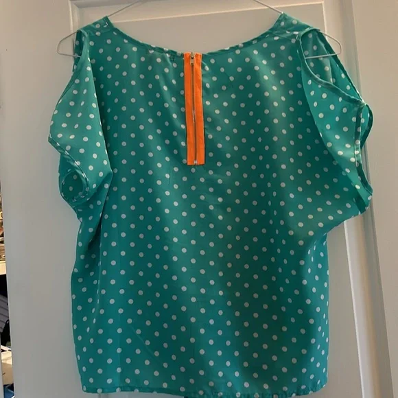 Ladies Top - Picture 5 of 5